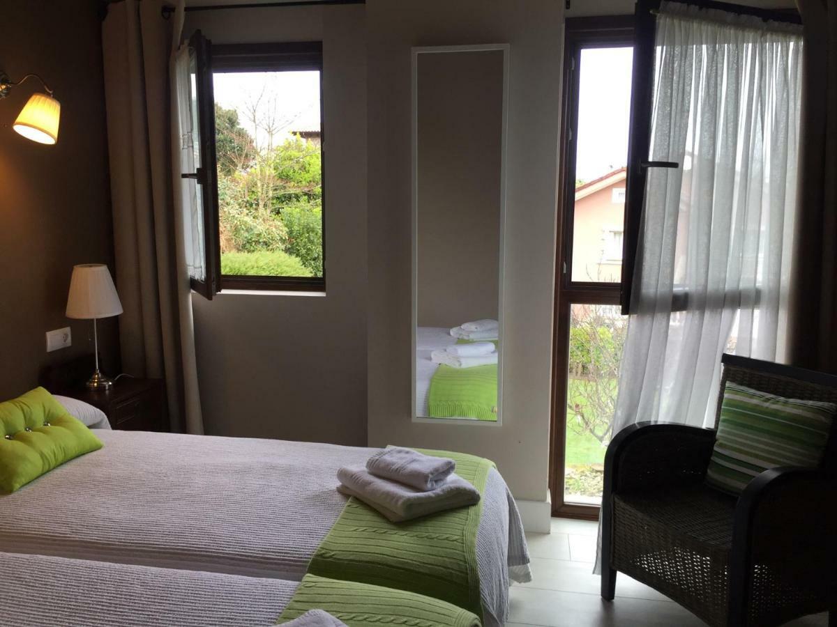 Apartamentos El Hospital De Villahormes エクステリア 写真